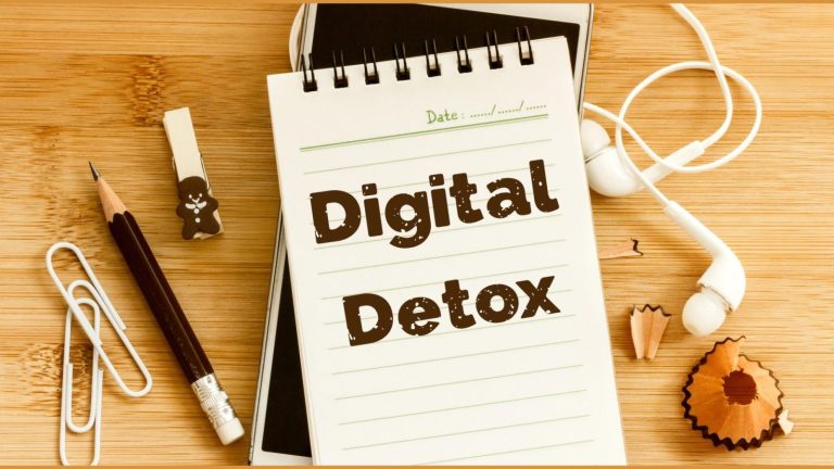 Brain Fog? A Paper-and-Digital Detox for More Productive Workdays