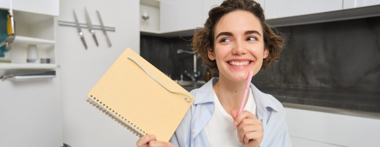 The Benefits of Carrying a Paper Notebook